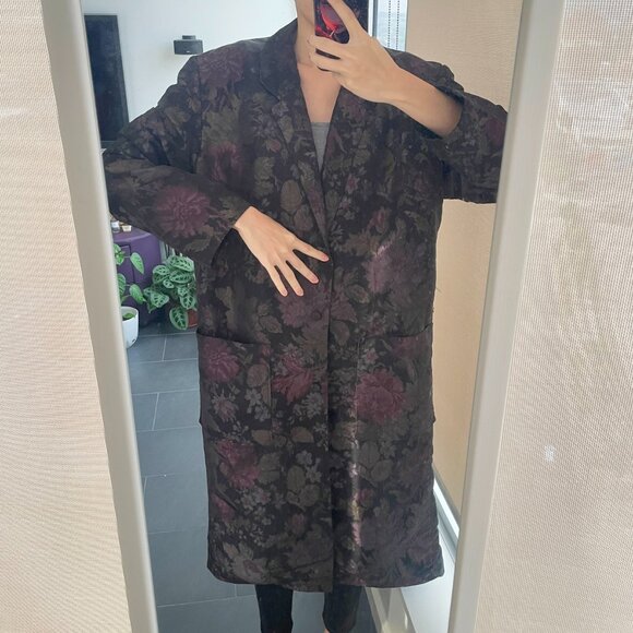 Oversized Floral Blazer Coat - Picture 4 of 8